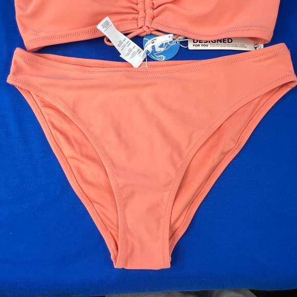 👙NWT🤩 |•CUPSHE•| Peach Two Piece Bikini Set Size Medium - Picture 2 of 7